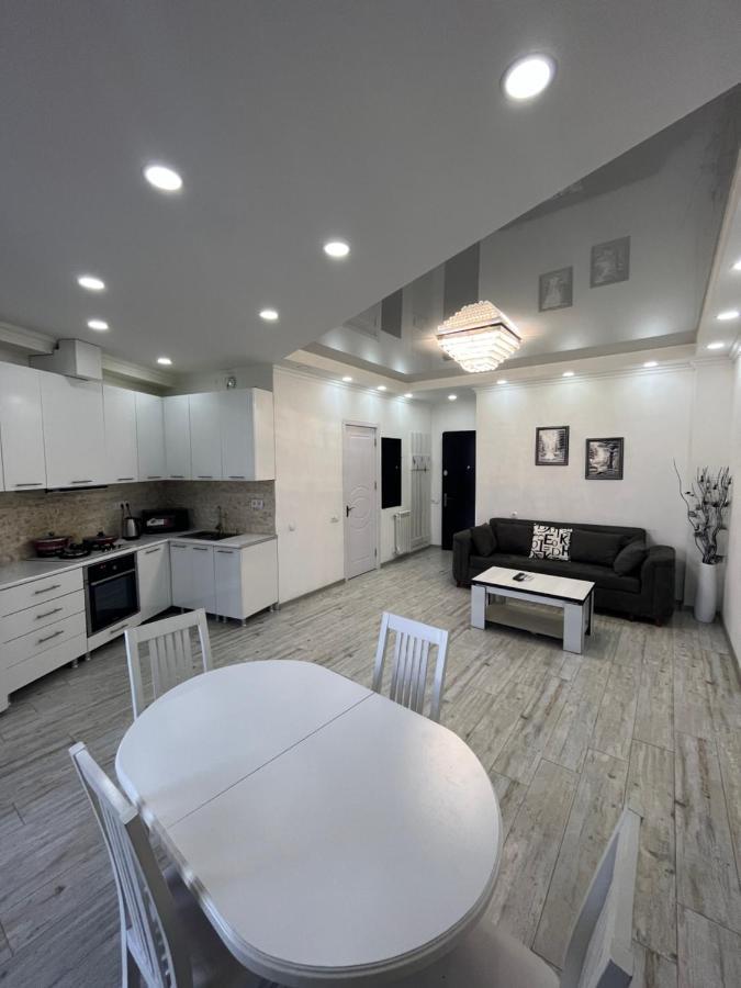 Kobi Apartments Tiflis Exterior foto